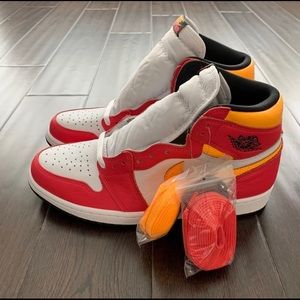 Nike Air Jordan 1 High OG Light Fusion Red